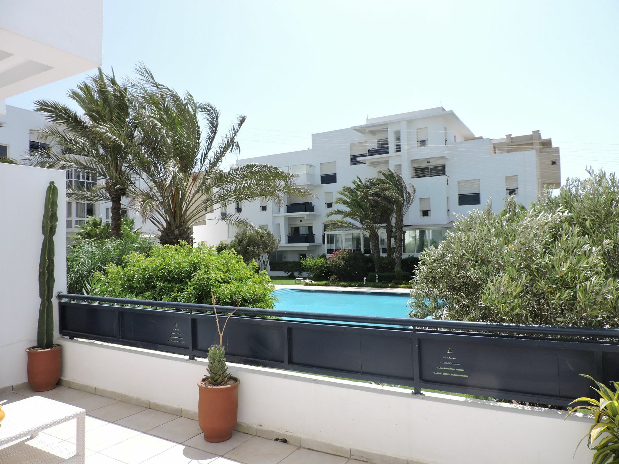 Stunning Loft With Pools Near The Beach Эс-Сувейра Экстерьер фото