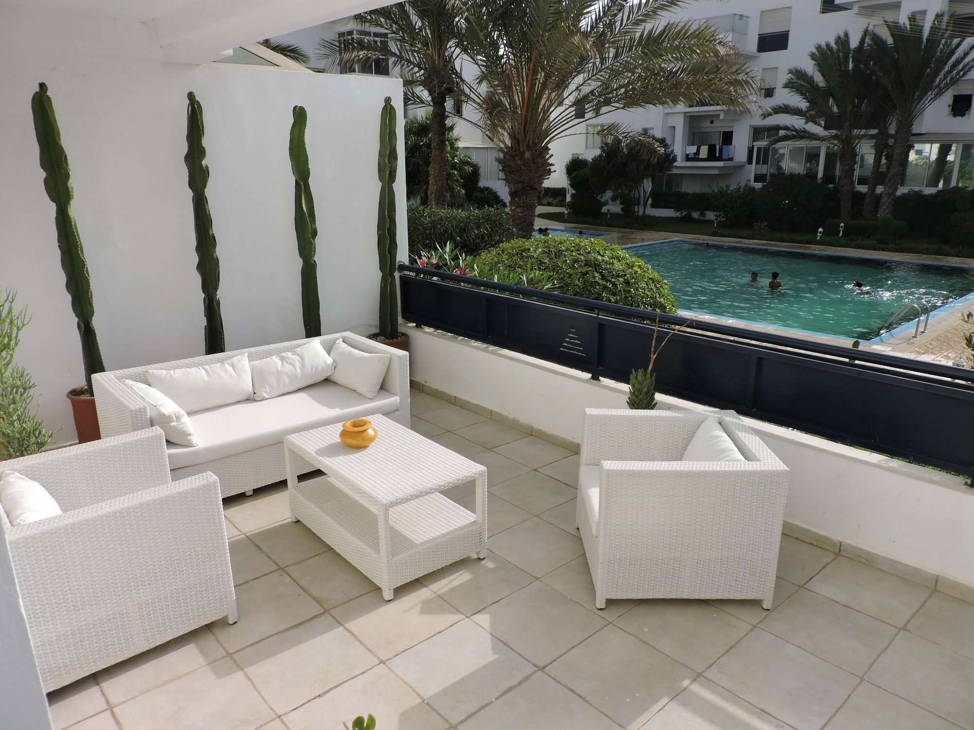 Stunning Loft With Pools Near The Beach Эс-Сувейра Экстерьер фото
