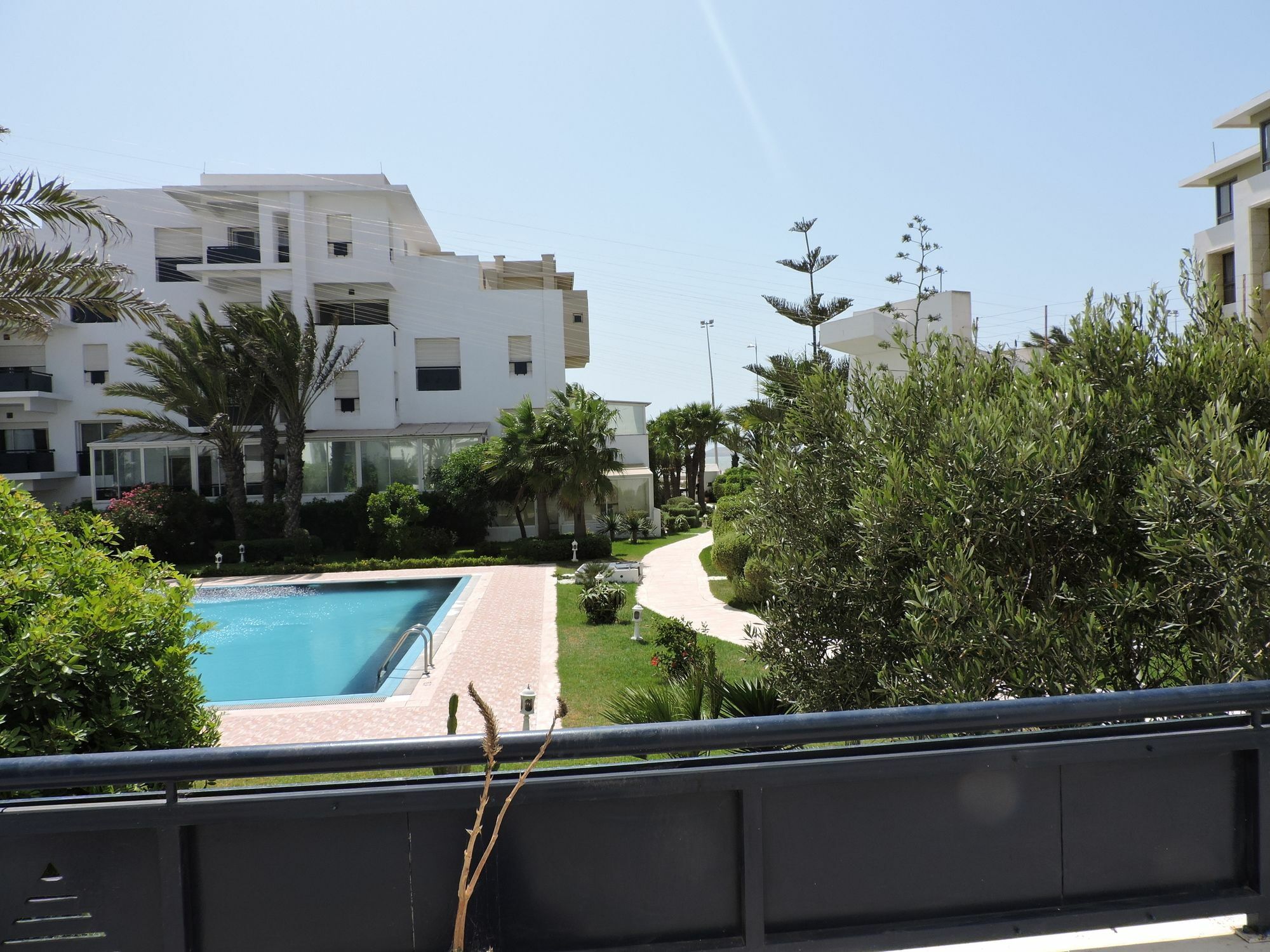 Stunning Loft With Pools Near The Beach Эс-Сувейра Экстерьер фото
