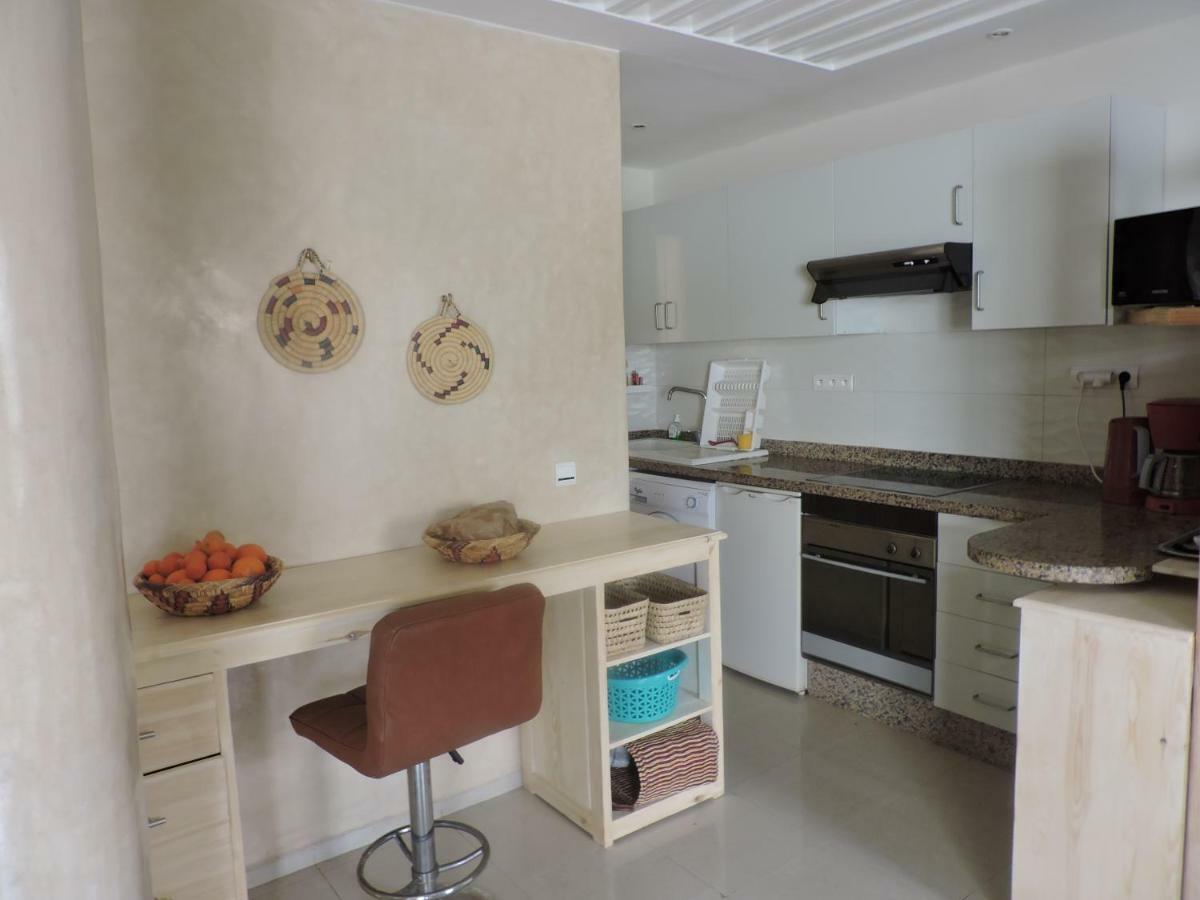 Stunning Loft With Pools Near The Beach Эс-Сувейра Экстерьер фото